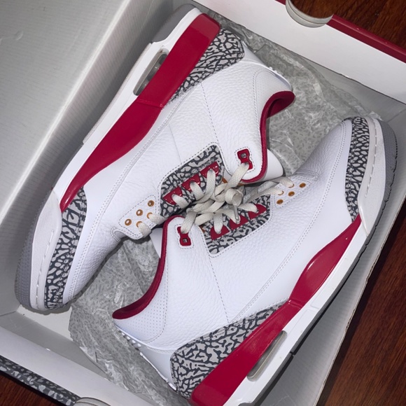 Air Jordan 3 Cardinal
